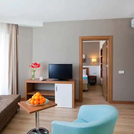 Otel Grand Park Lara