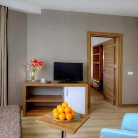 Hotel Grand Park Lara