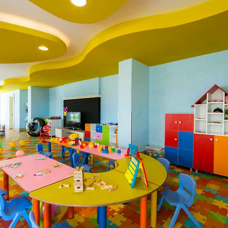 Grand Park Lara 4*